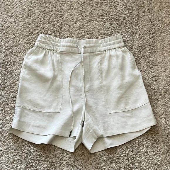Kersh White Women's Shorts - Picture 1 of 4